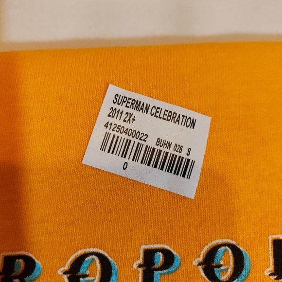 NWT Gildan Metropolis Superman Celebration 2011 T-Shirt 2XL - Picture 9 of 11